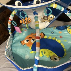 Tummy Time Mat Finding Nemo