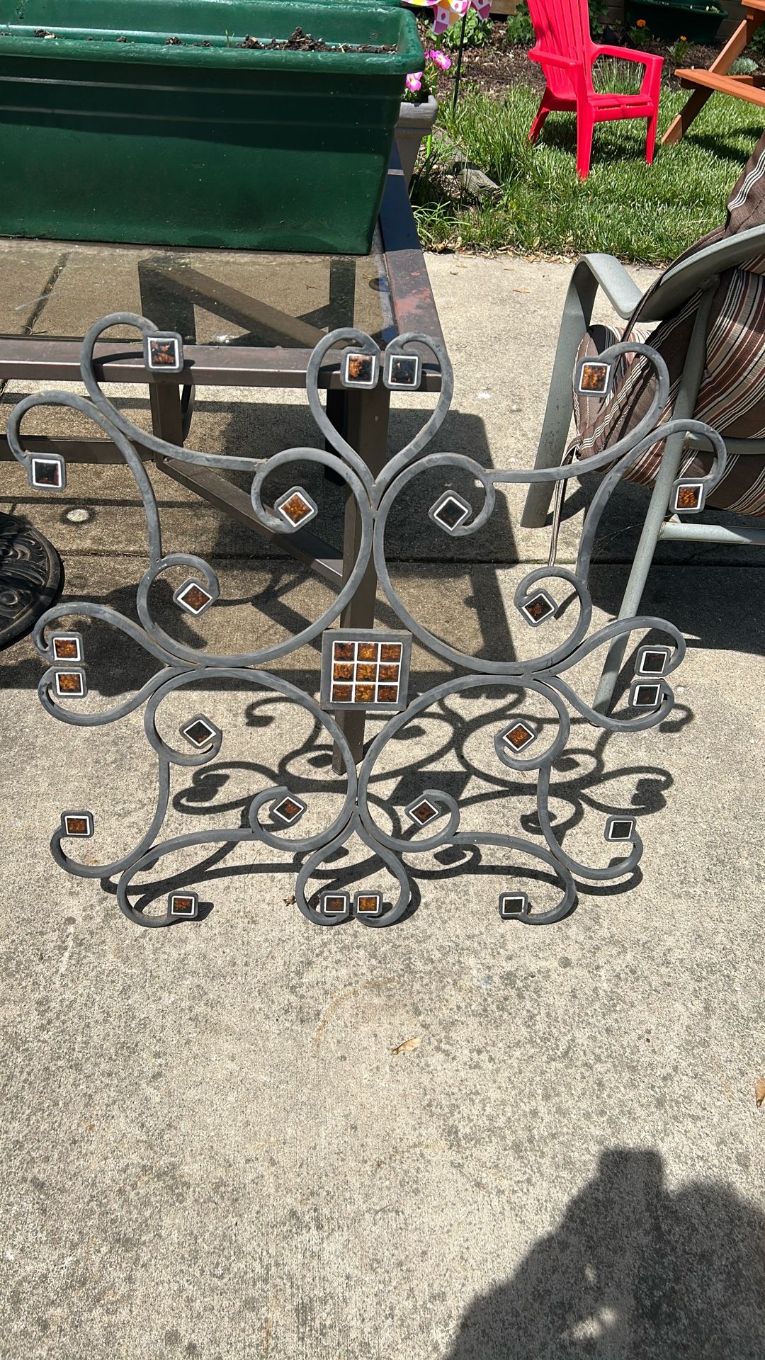 Outdoor decor for the wall of your house