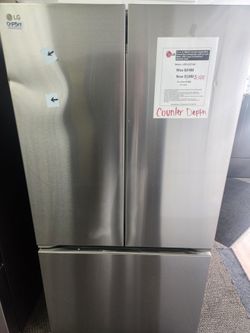 27 cu. ft. SMART Counter Depth MAX French Door Refrigerator with Ice ana Water, ADA Comp in PrintProof Stainless Stee