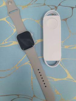Apple - Watch Series 8 41mm (GPS) Midnight Aluminum - 90 day warranty included!