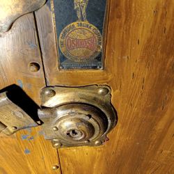 Oshkosh Steamer Chest  1(contact info removed)