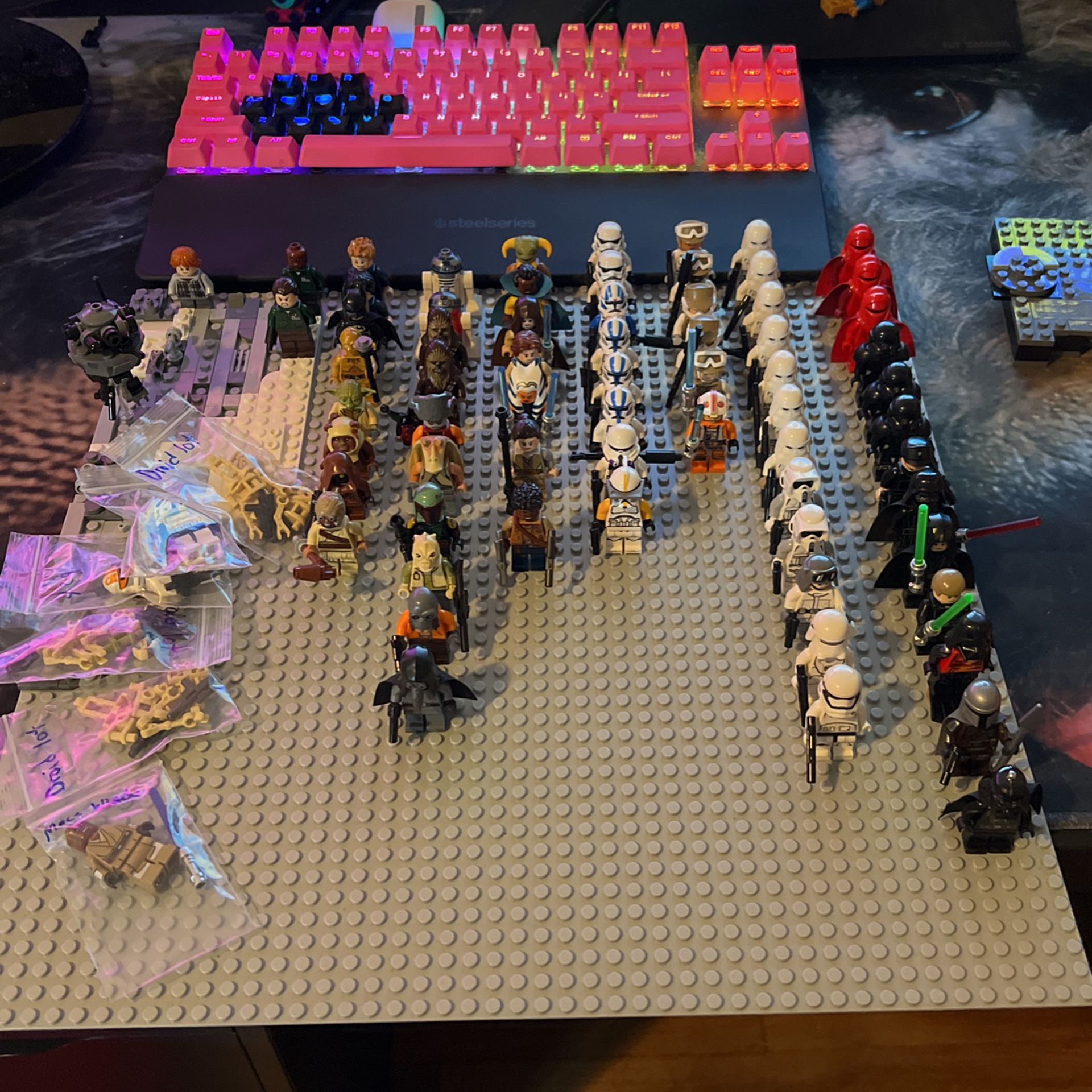 Lego Star Minifgure Lot (PRICE VARIES DEPENDING ON QUANTITY) (NOT ACUTAL PRICE) for Sale in Queens, NY - OfferUp