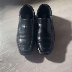Dressy shoes 