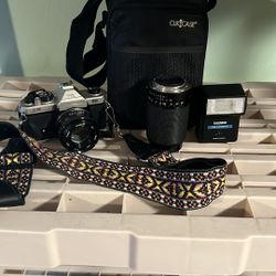 Kalimar K-90 TTL 1000 Camera Bundle 