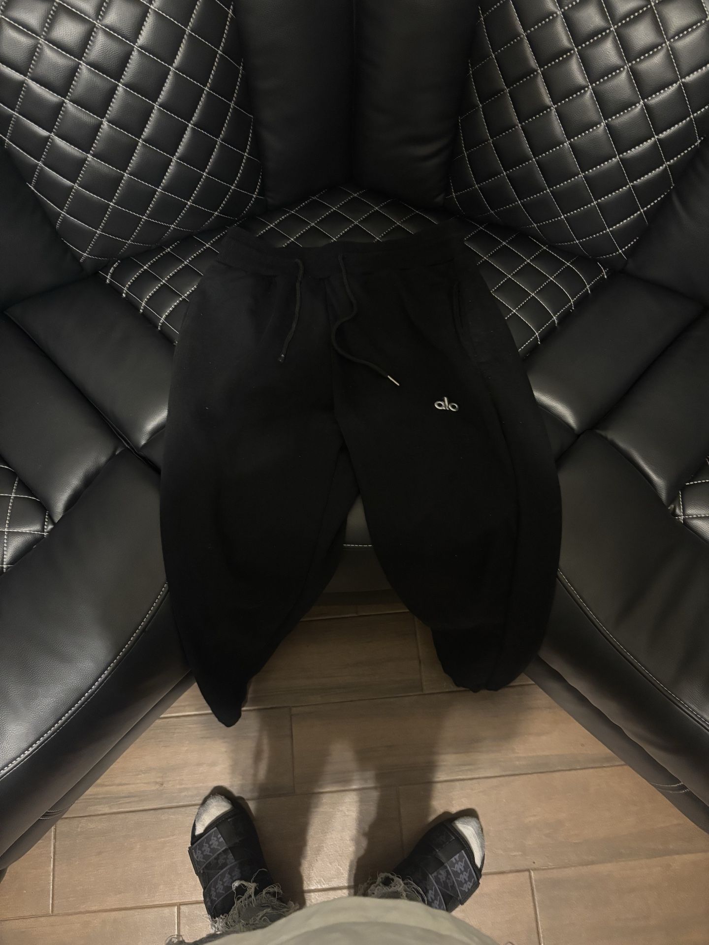 black Alo joggers, small