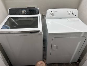 Washer and dryer set