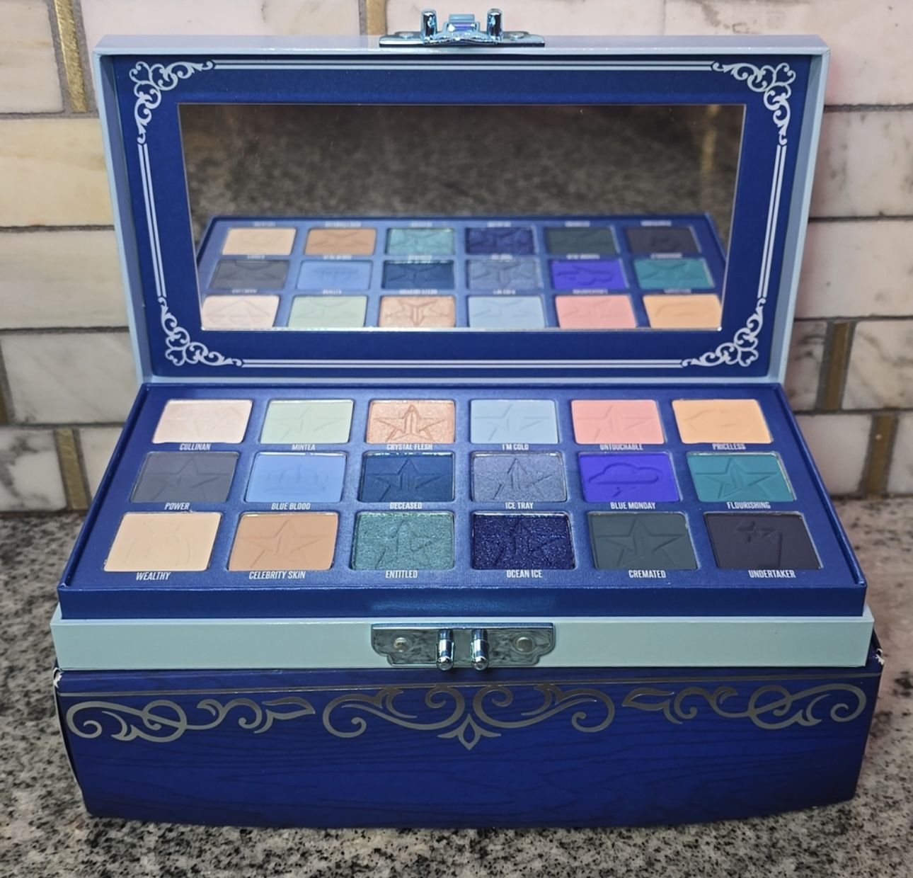 NEW Jeffree Star Blue Blood Eye Shadow Palette