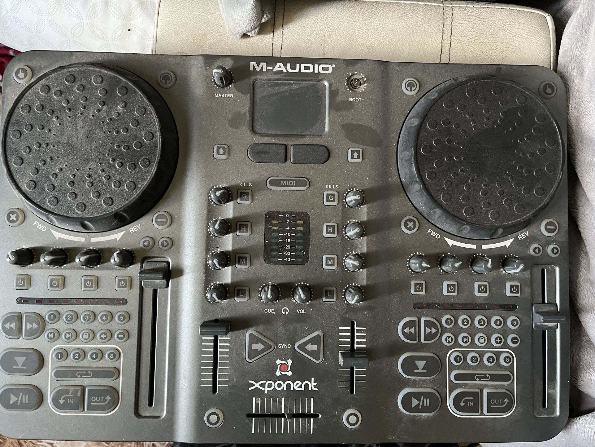 M-Audio Torq Xponent DJ deck ( No Cords) 