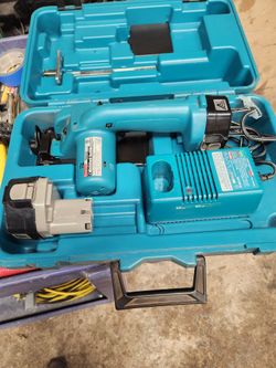 Makita Saw