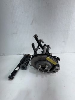 21-23 Buick Envision Left Rear Knee Assembly 2021 2022 2023