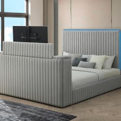 LED FIREPLACE PLATFORM BED WITH TV HOLDER 