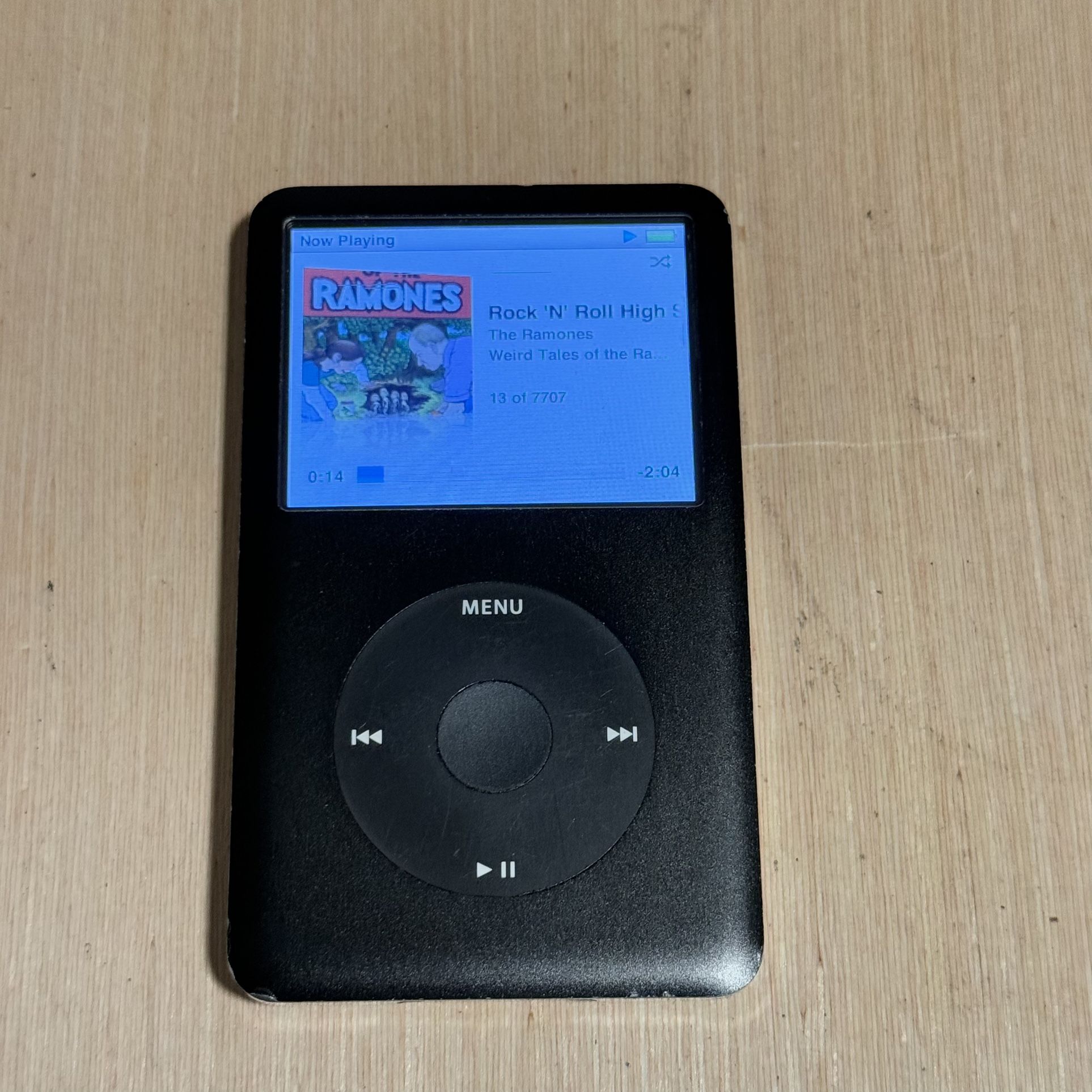 iPod Classic 80GB Model:A1238 6thGen Good Battery w/7707 songs-Charger Read Blw! 