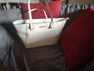 Guess Tote