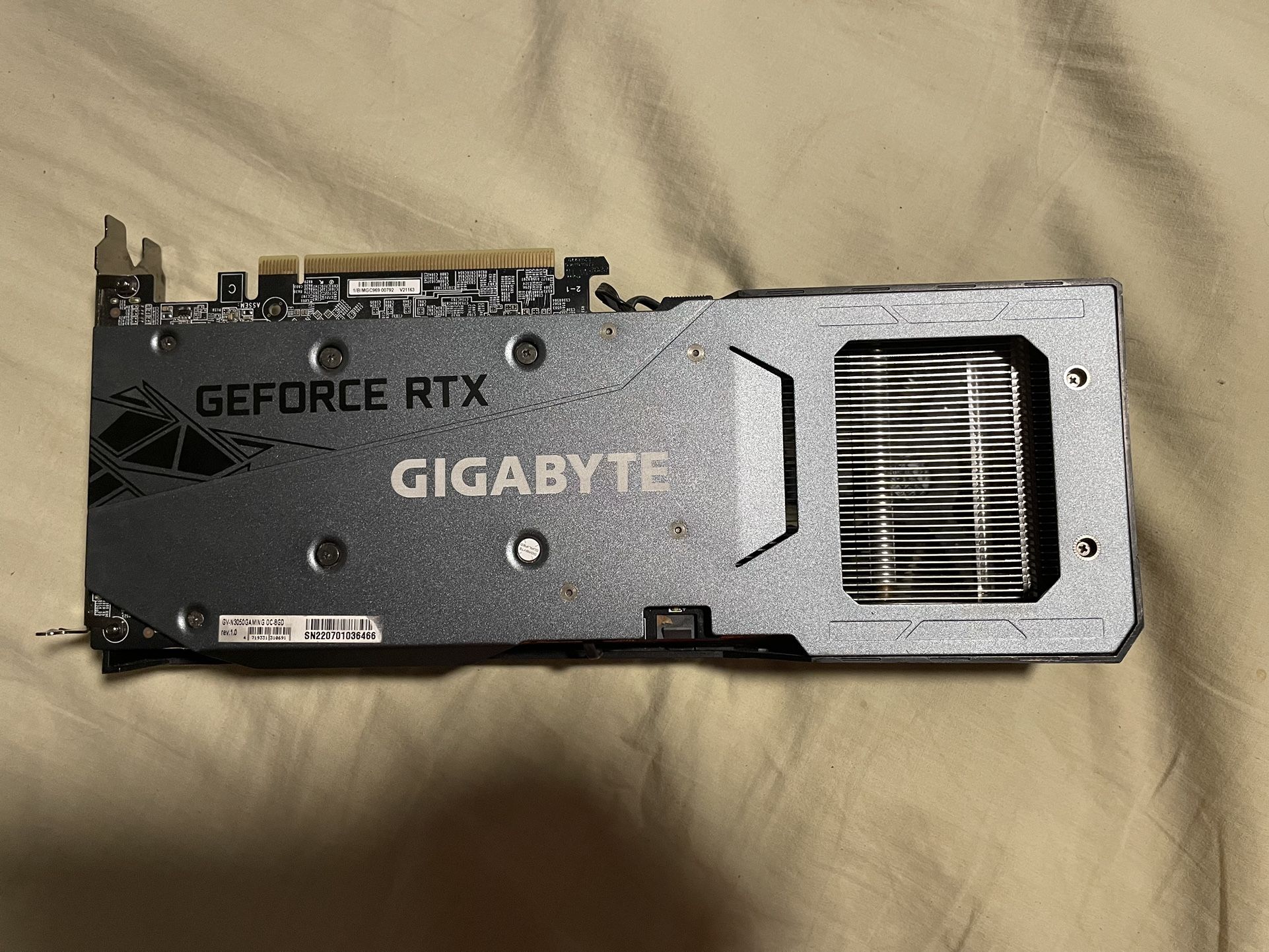 Gigabyte GeForce RTX 3050 3-Fan GPU, 8GB RAM