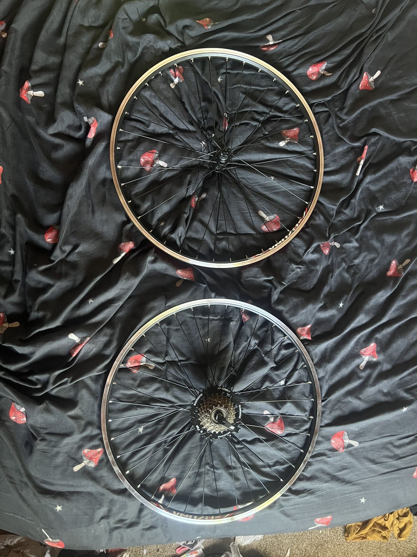 26” inch double walled rims with 7 speed cassette (brand new unused)