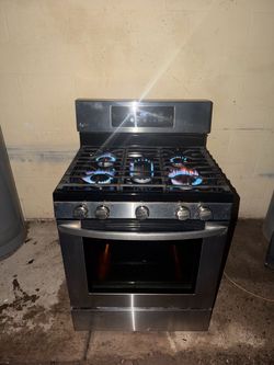 LG Sliver Stainless Steel Natural Gas Stove For Sale $460 Or Best Offer