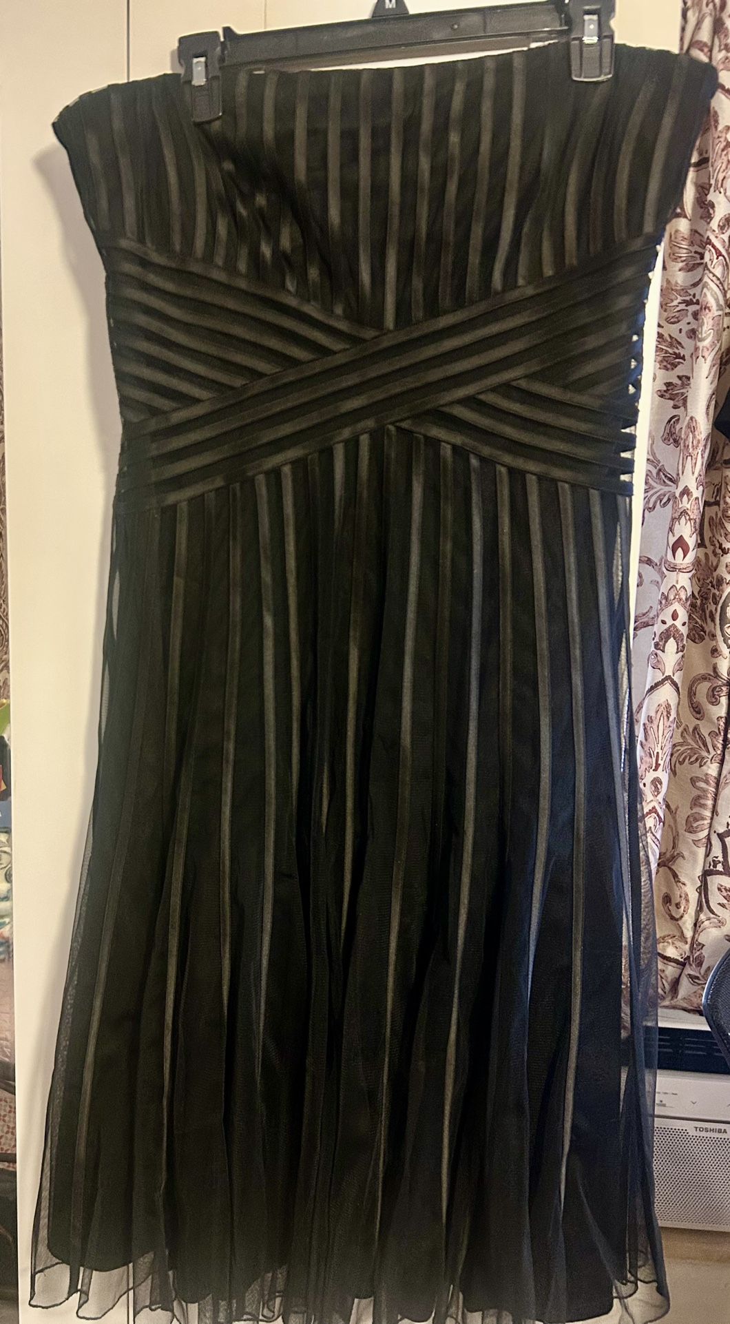 White House|Black Market Strapless Dress Size 14