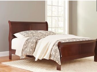 walnut Sleigh bed