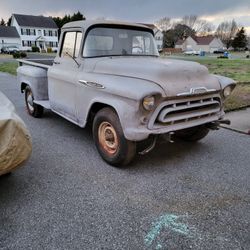 Chevy 1957 Pickup 3600