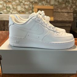 White Air Force 1’s Woman’s 