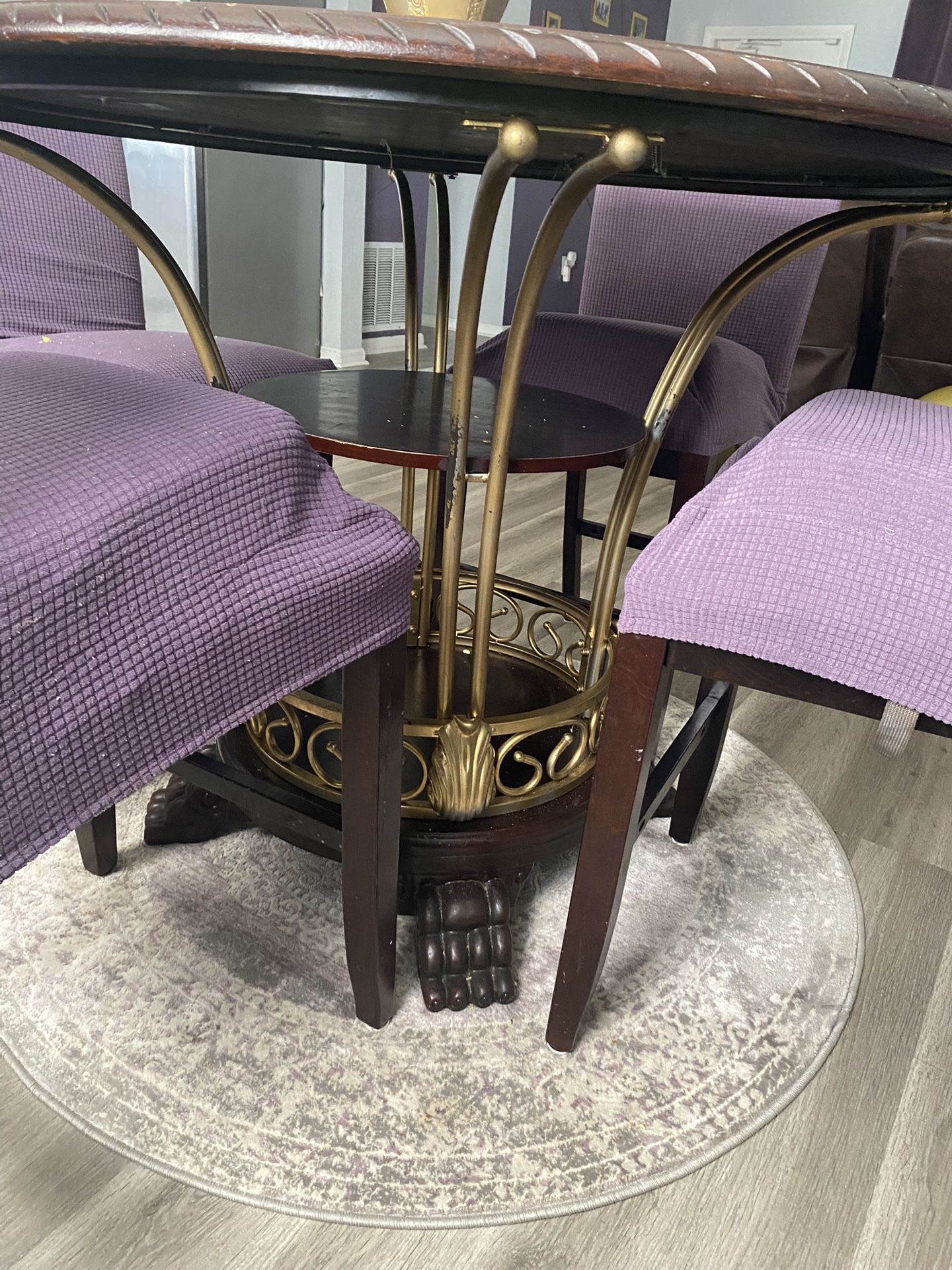 Round Dining Table