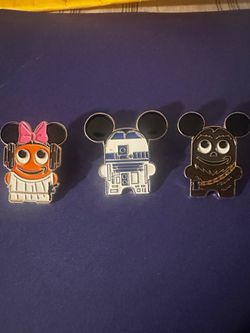 Star Wars with Mickey ears Peccy pins!