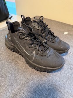 Nike React Vision Triple Black Sneakers size 11 men