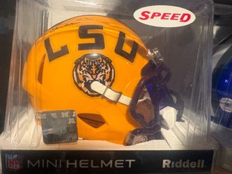Jamaar Chase LSU signed mini helmet