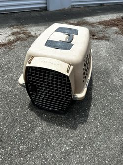 Animal carrying crate