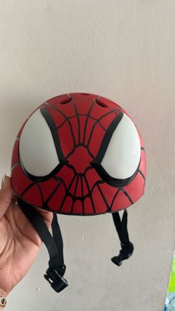 Spider-Man helmet