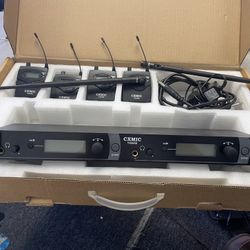 in ear Monitor System 4 Channel UHF Stage trasmitter 4 bodypack