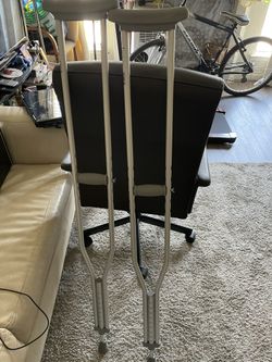 Crutches 