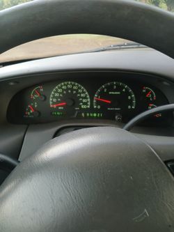 Ford Expedition 2000 V8. 5.6L. 2,600 Dls Or OBO 