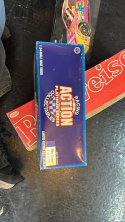 Action Racing Platinum Series 1:24 Scale Race Truck