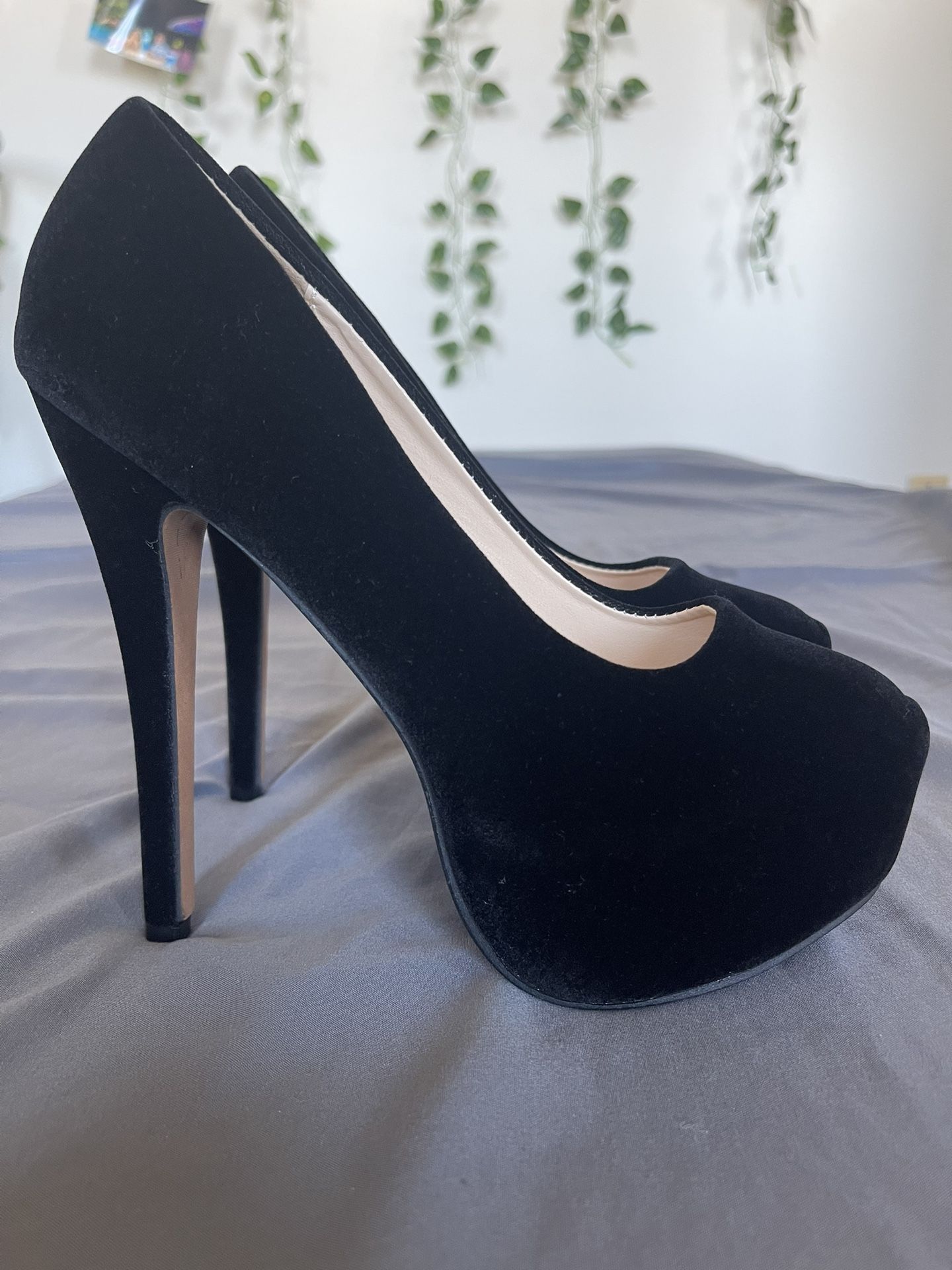 Women’s High Heels 