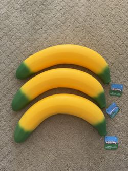Squeeezy Banana Lot Of 3 