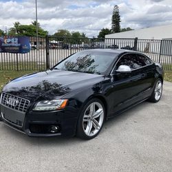2009 AUDI S5