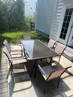 Outdoor Patio Dining Set Table and 6 Chairs