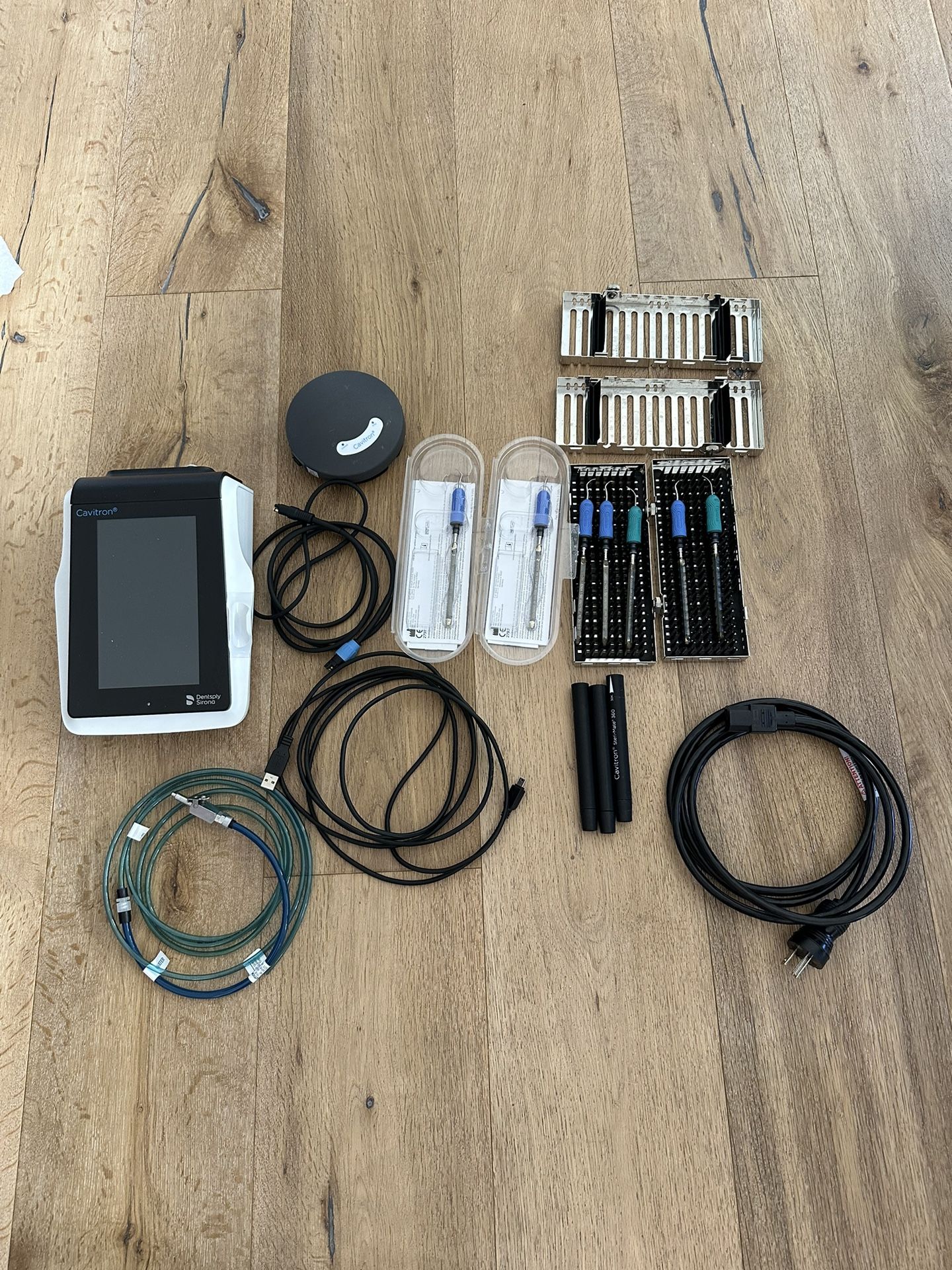 Dentsply Sirona Cavitron 300 Series Ultrasonic Scaling System
