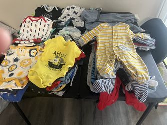 Tengo Ropa Para Bebé De Tres Meses Disponible 