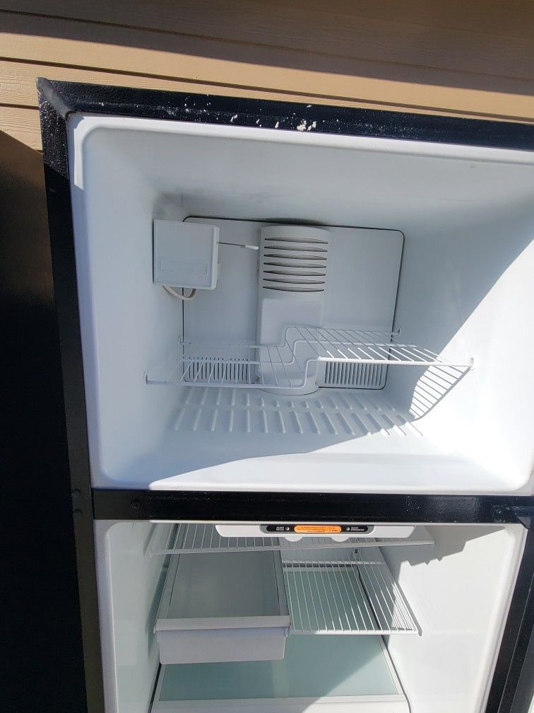 GE Refrigerators (2) for Sale in Houston, TX OfferUp