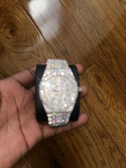 VVS Bustdown moissanite watch