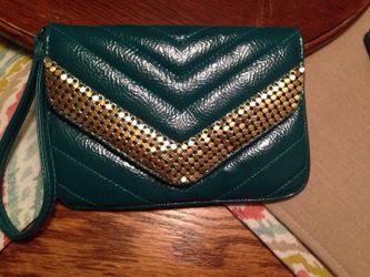 Wristlet