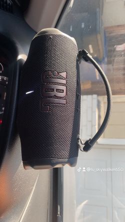 JBL  Charge6