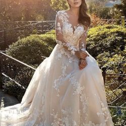 Lace Ivory Long Sleeve Wedding Dress