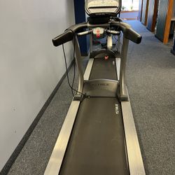 TreadmillTrue Fitness Commercial Series Treadmills