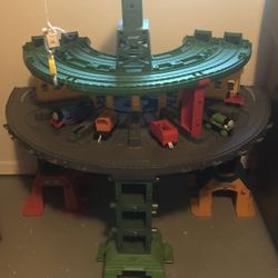 Reduced!! Thomas & Friends Super Station 