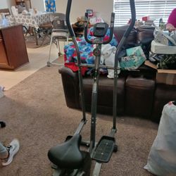 Elliptical Trainer 