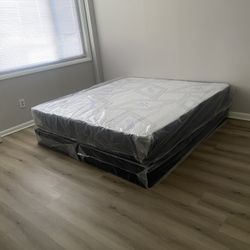 Queen Mattress Come With Free Box Spring Box Spring - Free Delivery 🚚 Today To Reasonable Distance