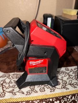 Milwaukee tire air compressor TOOL ONLY